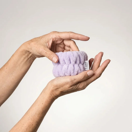 2 Absorbent Wristbands